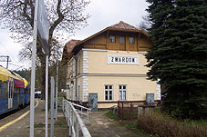 min 19 16.jpg min 19 16.jpg